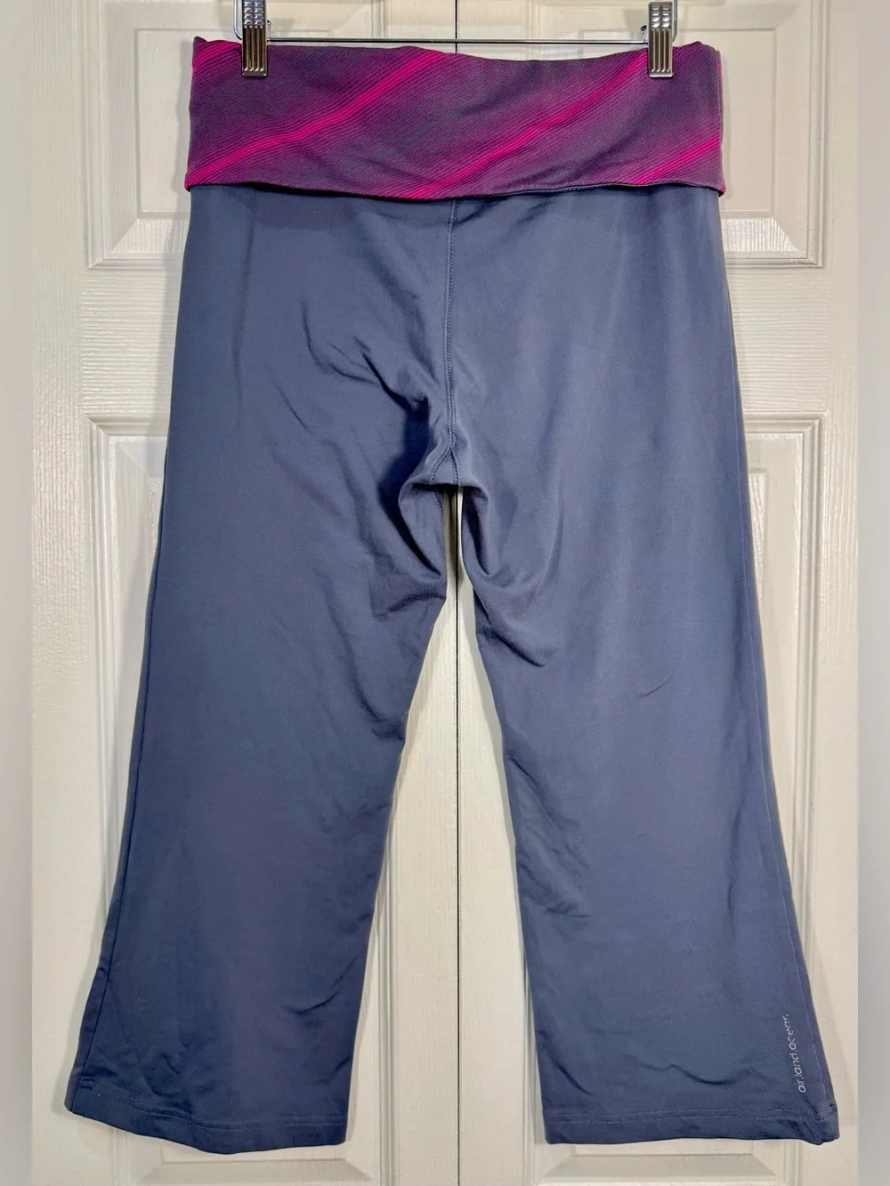 Alo Yoga Airbrush Crop Flare Leggings Gray Pink Foldover Waist Size M